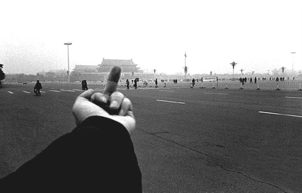Ai Weiwei Never Sorry 2012 LCnViSMp 8 10