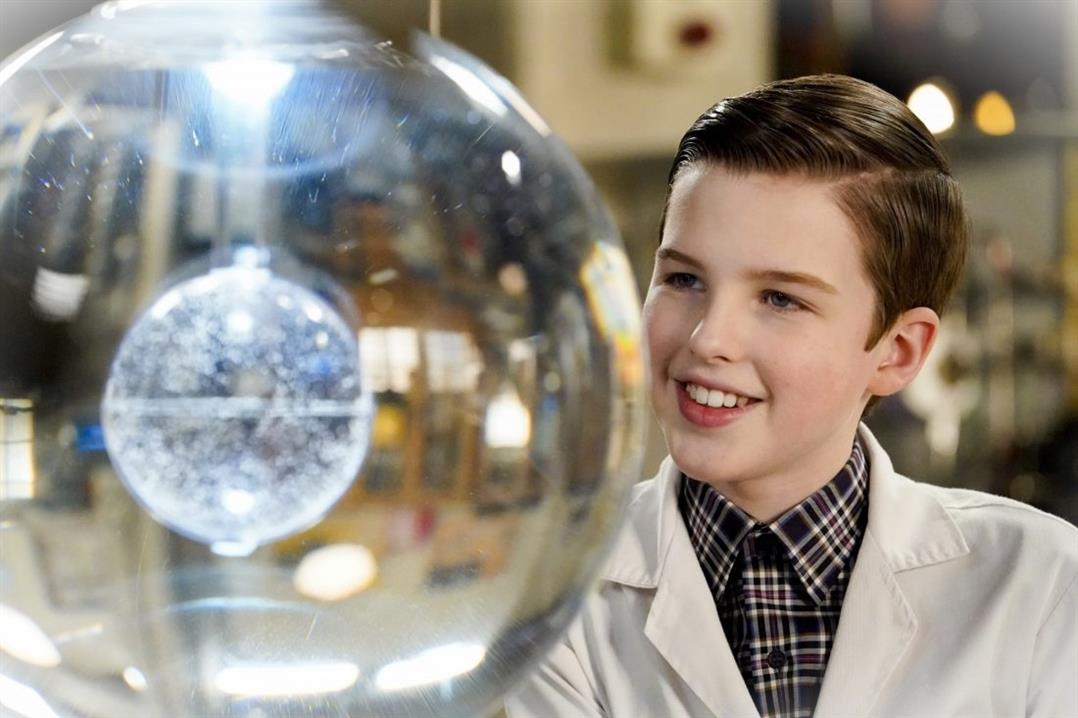 Young Sheldon Saison 4 Episode 13 The Geezer Bus And A New Model oroP6b8OMS 1