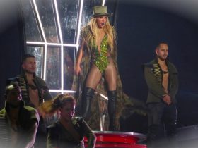 La mise sous tutelle de Britney Spears Deux membres de la ChambreTEiXmg 3