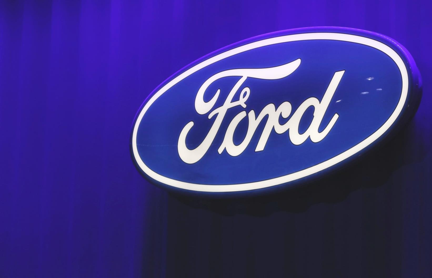 GM intente un proces a Ford pour avoir utilise le terme BlueCruise lOnsW 1 1