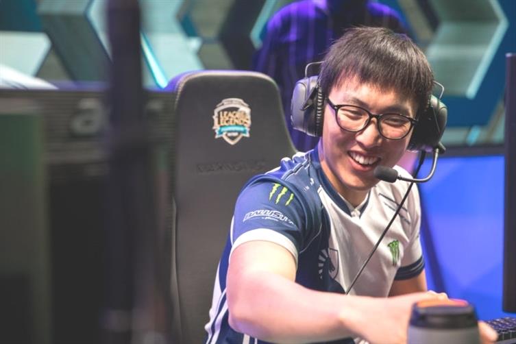 Doublelift Le couloir superieur est de loin le role le plus B7mnIjD3 1 1