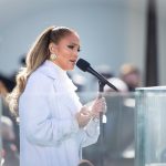 Jennifer Lopez souhaiterait couper les liens commerciaux et toute1ULLtOM4 4