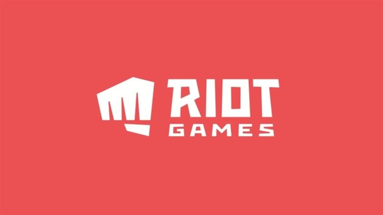 Naz Aletaha promu a la tete de League of Legends esports chez Riot PYtrV76 1 1
