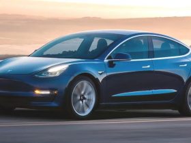 Tesla recoit une commande de 100 000 berlines Tesla Model 3 de la part mQslCnQy4 1 3