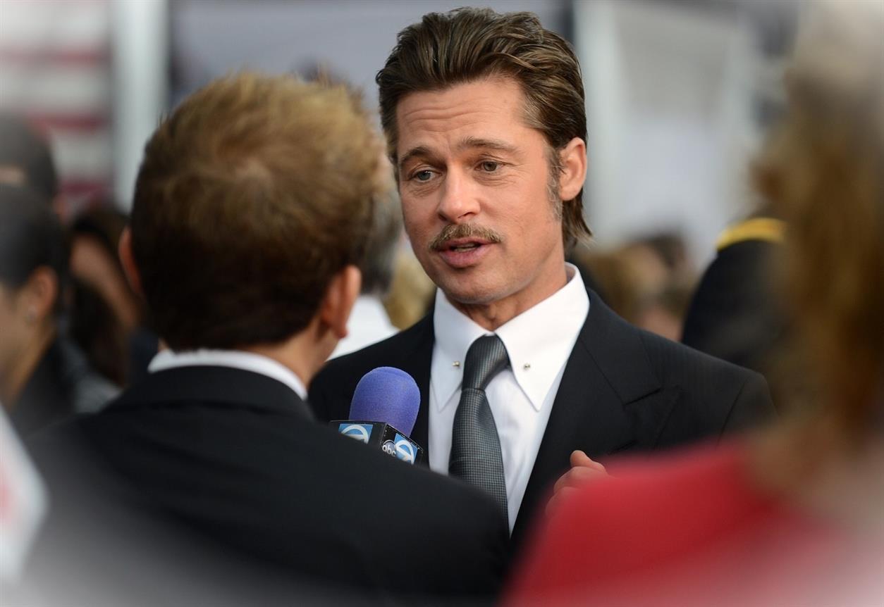 Rumeurs de rencontre avec Brad Pitt Lex dAngelina Jolie Ines 1