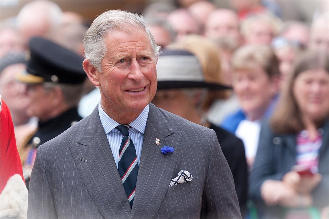 Le roi Charles III pourrait rompre le silence sur la serie televiseee6LDZeu 1