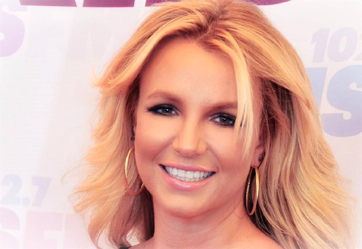 Leffondrement public de Britney Spears Sam Asghari et un employeomwdb 1
