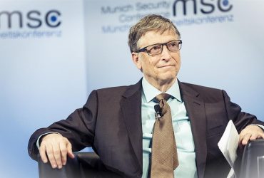 Bill Gates Reportedly Dating Oracle CoCEOs Widow Paula Hurd KnowPOyx9MX 3